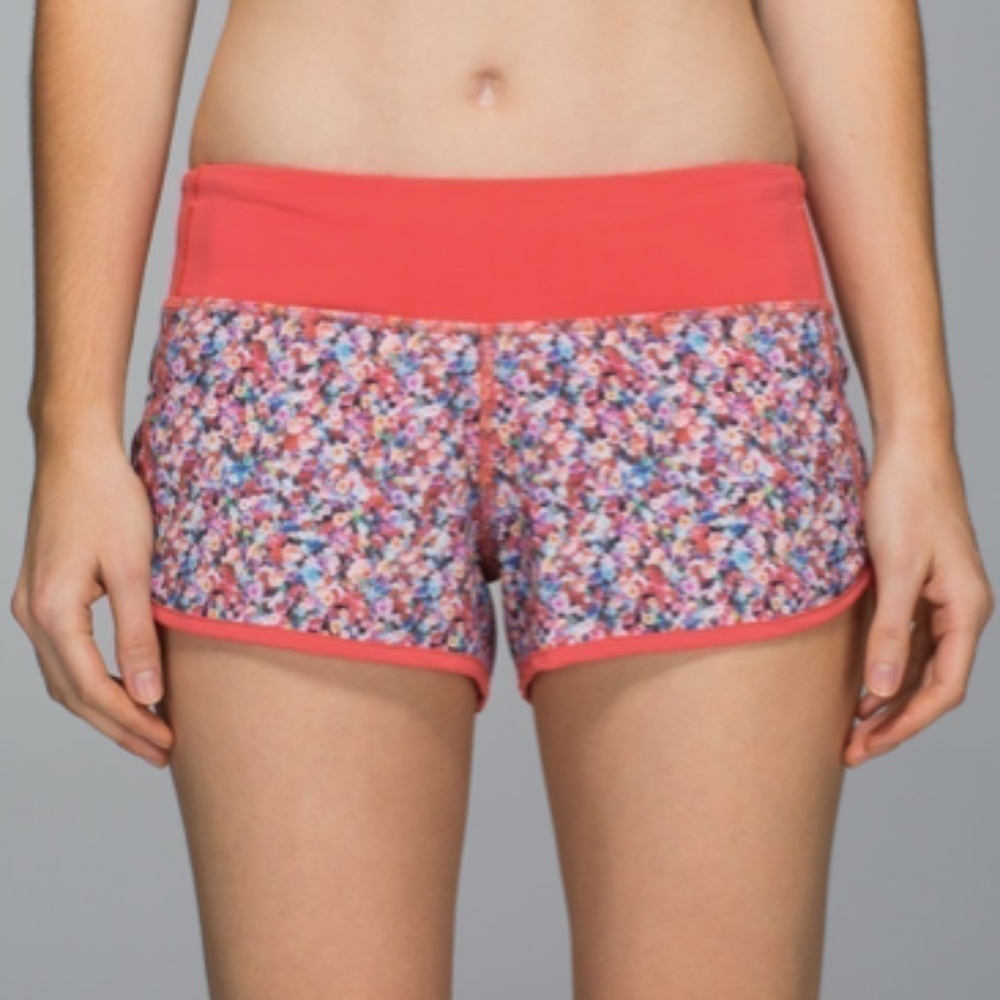 Lululemon Run: Speed Short Prism Petal Multi - Picture 2 of 9